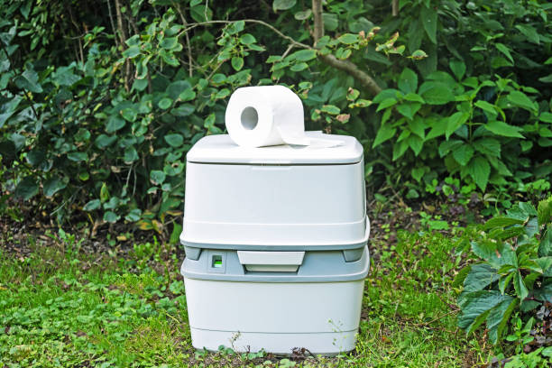 Best Portable restroom trailer rental  in Rushvle, IL