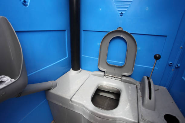 Best Portable restroom trailer rental  in Rushvle, IL